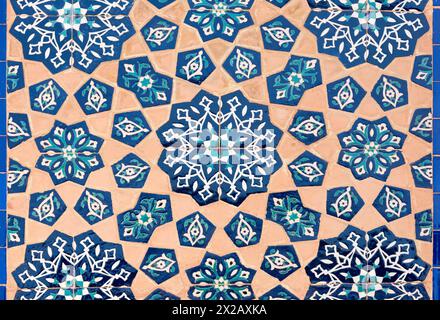 Uzbek pattern, ceramic background. Culture and art of Taskent, Uzbekistan Stock Photo