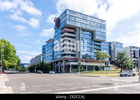 Apartment cmplex, Cooyong Street, Central Canberra, Canberra, Australian Capital Territory, Australia Stock Photo