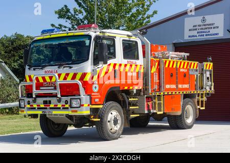 NSW Rural Fire Service engine, Princes Highway, Bodalla, New South Wales, Australia Stock Photo