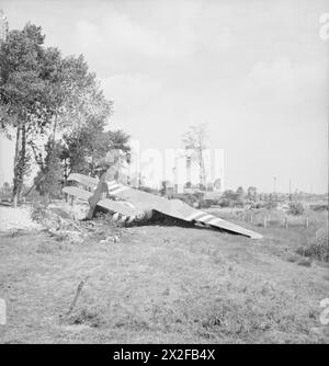 6 JUNE 1944 - Pegasus Bridge: No 1 glider (in background) piloted by ...