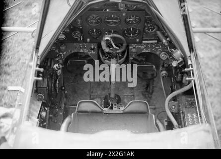 COCKPITS OF FLEET AIR ARM AIRCRAFT. SEPTEMBER 1943, ARBROATH. - The ...