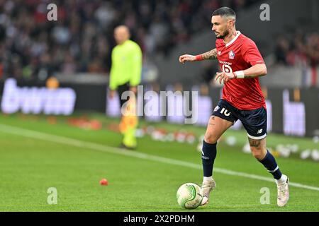 Lille, France. 18th Apr, 2024. Remy Cabella (10) of Lille pictured during the Uefa Conference League Quarter final round - second leg game in the 2023-2024 season between Lille OSC and Aston Villa on April 18, 2024 in Lille, France. (Photo by David Catry/Isosport) Credit: sportpix/Alamy Live News Stock Photo