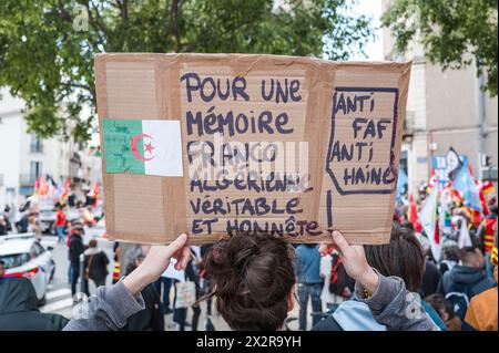 A placard, For a Franco-Algerian memory, true and honest, AntiFaf Anti Haines. Unity march for our freedoms and against far-right ideas, in the presence of Sophie Binet, organized in Beziers by unions and associations. France, Beziers April 23, 2024.  Photograph by Patricia Huchot-Boissier / Collectif DyF. Stock Photo