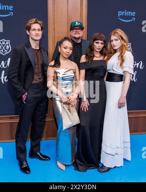 Amazon Prime Premiere - Maxton Hall - Die Welt zwischen uns Damian Hardung, Andrea Guo, Christian Alvart, Harriet Herbig-Matten und Sonja Weisser bei der Amazon Prime Premiere von Maxton Hall - Die Welt zwischen uns im Zoo Palast am 23.04.2024 in Berlin. *** Amazon Prime Premiere Maxton Hall The World Between Us Damian Hardung, Andrea Guo, Christian Alvart, Harriet Herbig Matten and Sonja Weisser at the Amazon Prime Premiere of Maxton Hall The World Between Us at Zoo Palast on 23 04 2024 in Berlin Copyright: xEventpressxKochanx Stock Photo