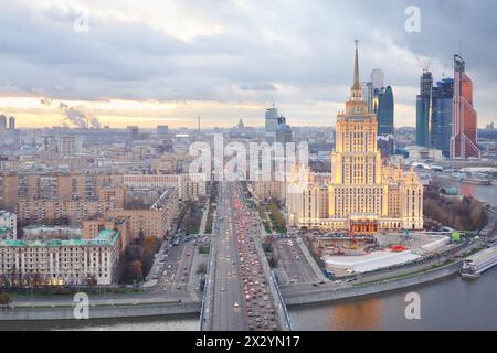MOSCOW - NOVEMBER 13: Novoarbatsky bridge, Hotel Ukraine and Moscow City business complex, on November 13, 2012 in Moscow, Russia. 25 buildings built Stock Photo