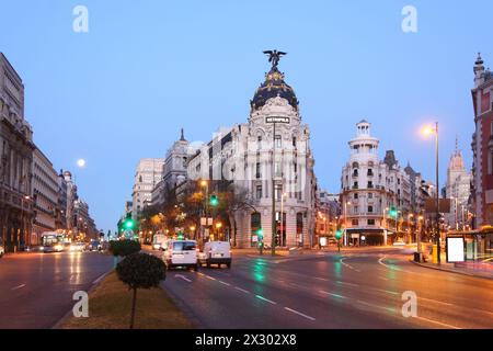 Edifisio Metropolis building on Gran Via street in Madrid, Spain. Metropolis building located at  corner of Alcala and Gran Via. To build this buildin Stock Photo