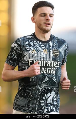 WOLVERHAMPTON, ENGLAND - APRIL 20: Declan Rice of Arsenal warms up before the Premier League match between Wolverhampton Wanderers and Arsenal FC at Molineux on April 20, 2024 in Wolverhampton, England.(Photo by MB Media/MB Media) Stock Photo