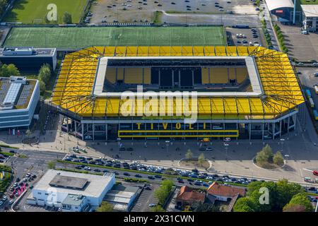 Luftbild, Aachener Tivoli, Fußballstadion im Sportpark Soers, Heimspielort des Fußballvereins Alemannia Aachen, Laurensberg, Aachen, Rheinland, Nordrhein-Westfalen, Deutschland ACHTUNGxMINDESTHONORARx60xEURO *** Aerial view, Aachen Tivoli, soccer stadium in the Soers sports park, home ground of the Alemannia Aachen soccer club, Laurensberg, Aachen, Rhineland, North Rhine-Westphalia, Germany ATTENTIONxMINDESTHONORARx60xEURO Stock Photo