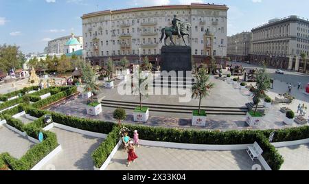 MOSCOW - AUG 12, 2014: Monument to Yuri Dolgoruky during the Moscow festival jam on Tverskaya Square, aerial view Stock Photo