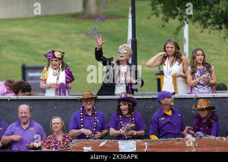 Baton Rouge, LA, USA. 24th Apr, 2024. Former LSU Head Coach D-D Breaux throws beads to fans during LSU's National Championship Parade and Celebration at the Pete Maravich Assembly Center in Baton Rouge, LA. Jonathan Mailhes/CSM/Alamy Live News Stock Photo