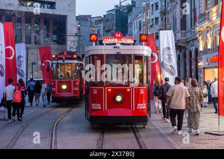 April 24, 2024: Istanbul, Turkey, April 24, 2024: The new battery-powered tram is on a test drive with its passengers on Istiklal Street in Taksim, the tourist center of Istanbul. T2 Taksim - Tunnel Nostalgic Tram on Istiklal Street, which dates back to 1914, is preparing to move into the future with an electric vehicle. (Credit Image: © Tolga Ildun/ZUMA Press Wire) EDITORIAL USAGE ONLY! Not for Commercial USAGE! Stock Photo