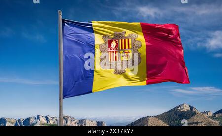 Die Fahne von Andorra flattert im Wind Stock Photo