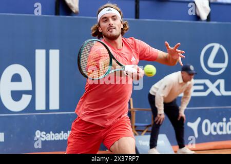 Barcelona, Spain. 21st Apr, 2024. Stefanos Tsitsipas of Greece in action against Casper Ruud of Norway during their Final match on day seven of the Barcelona Open Banc Sabadell at Real Club De Tenis Barcelona on April 21, 2024 in Barcelona, Spain Credit: DAX Images/Alamy Live News Stock Photo