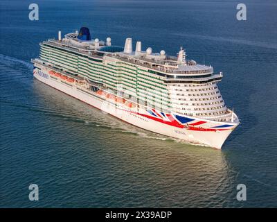 Iona is an LNG-powered Excel class cruise ship operated by P&O Cruises, part of the Carnival Corporation. Stock Photo