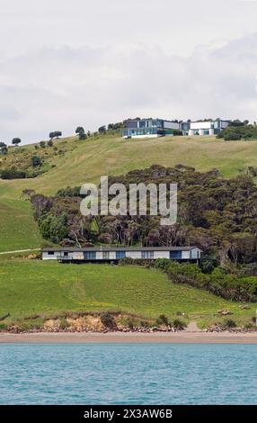 Mansions and fabulous houses of Waiheke island Stock Photo