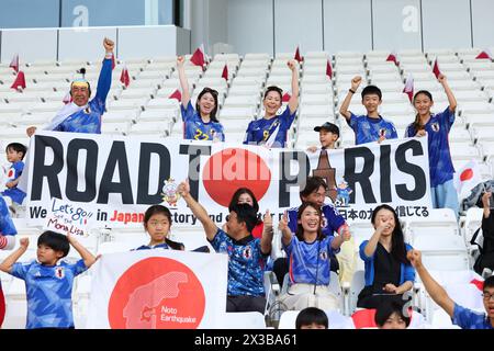 Doha, Qatar. 25th Apr, 2024. Japan fans Football/Soccer : AFC U23 Asian Cup Qatar 2024 Quarter-final match between Qatar - Japan at Jassim Bin Hamad Stadium in Doha, Qatar . Credit: Yohei Osada/AFLO SPORT/Alamy Live News Stock Photo