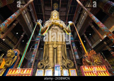 26 metre high statue of the goddess Janraisig, Sanskrit: Avalokiteshvara, in Gandan Monastery, Migjid Janraisig Suem, Gandan Khiid, Ulanbator Stock Photo