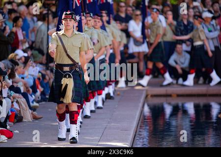 Sydney, Australia. 25th Apr, 2024. Scots College Cadet Unit and Flag Orderlies during the ANZAC Day Commemoration Service at the Anzac Memorial, Hyde Park South on April 25, 2024 in Sydney, Australia Credit: IOIO IMAGES/Alamy Live News Stock Photo