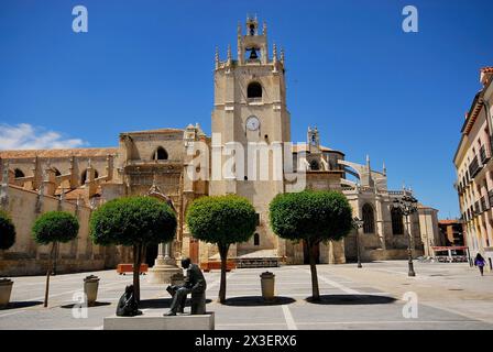 Cathedral of San Antolin of Palencia, Spain Stock Photo