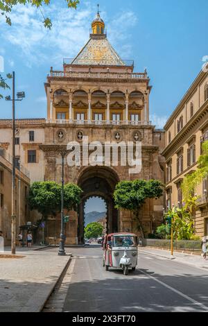 Porta Nuova in Palermo, a medieval gate to the old town of Palermo in Sicily, Italy Stock Photo