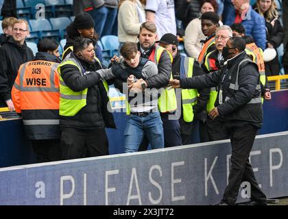 Millwall fans pitch invasion at full time during the Sky Bet ...