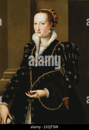 Portrait of Isabella de' Medici, 1555 – 1560, Galleria Palatina Attributed to Alessandro Allori / Formerly attributed to Bronzino Stock Photo