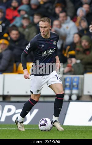 Cauley Woodrow of Luton Town in action during the Premier League match between Wolverhampton Wanderers and Luton Town at Molineux, Wolverhampton on Saturday 27th April 2024. (Photo: Gustavo Pantano | MI News) Credit: MI News & Sport /Alamy Live News Stock Photo