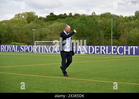 Anderlecht, Belgium. 27th Apr, 2024. Wouter Vandenhaute of Anderlecht pictured during a female soccer game between RSC Anderlecht and Standard Femina de Liege on the 6 th matchday of the play offs in the 2023 - 2024 season of the Belgian Lotto Womens Super League, on Saturday 27 April 2024 in Anderlecht, Belgium . Credit: sportpix/Alamy Live News Stock Photo