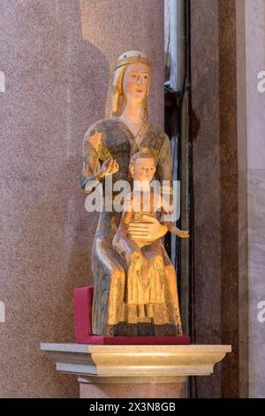 Mary Mother of the Church. The Archbasilica of Saint John Lateran