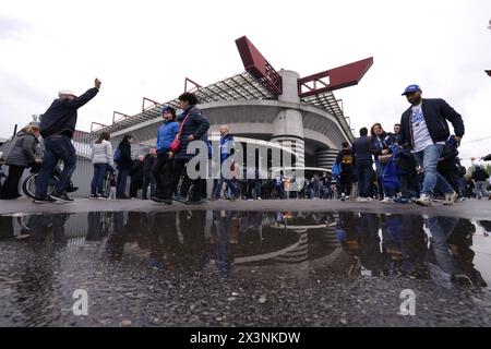 Milan, Italy. 28th Apr, 2024. Fans arrive for the Serie A match at Giuseppe Meazza, Milan. Picture credit should read: Jonathan Moscrop/Sportimage Credit: Sportimage Ltd/Alamy Live News Stock Photo