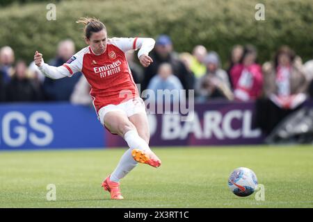 Liverpool, UK. 28th Apr, 2024. Everton FC v Arsenal FC Barclays Womens Super League WALTON HALL PARK STADIUM, ENGLAND - April 28th 2024 Emily Fox during the Barclays Women´s Super League match between Everton FC and Arsenal FC at Walton Hall Park Stadium on April 28th 2024 in Liverpool England. ( Credit: ALAN EDWARDS/Alamy Live News Stock Photo