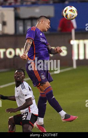 Frisco, Texas, USA. 27th Apr, 2024. April 27, 2024, Frisco, Texas, USA: Houston defender Franco Escobar #2 heads the ball during the Major League Soccer (MLS) between FC Dallas and Houston Dynamo FC at Toyota Stadium. Final score FC Dallas 2 Dynamo 0. (Credit Image: © Javier Vicencio/eyepix via ZUMA Press Wire) EDITORIAL USAGE ONLY! Not for Commercial USAGE! Stock Photo