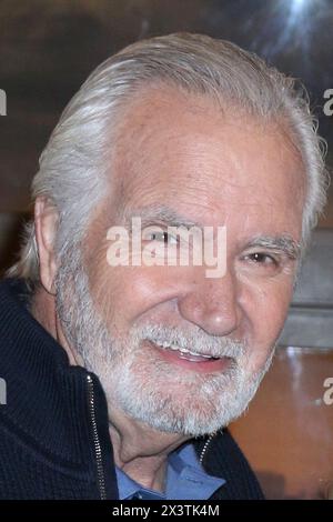 April 25, 2024, Los Angeles, Ca, USA: LOS ANGELES - APR 26: John McCook at the on set Celebration of The Bold and the Beautiful 2024 Emmy Nominations at the Bold and Beutiful Set at Television City on April 26, 2024 in Los Angeles, CA (Credit Image: © Kay Blake/ZUMA Press Wire) EDITORIAL USAGE ONLY! Not for Commercial USAGE! Stock Photo
