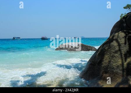 Cruise boats near the Similan Islands with paradise views, snorkeling and diving spots Stock Photo