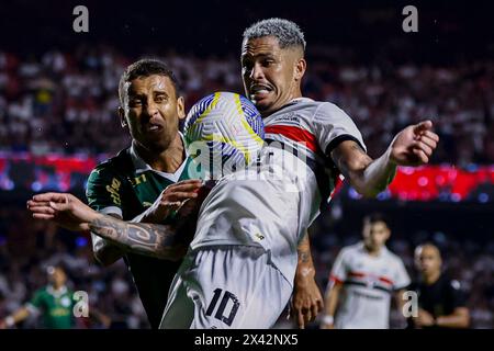 Sao Paulo, Brazil. 29th Apr, 2024. Match between Sao Paulo and Palmeiras for the 4th round of the 2024 Brazilian Championship, at Morumbis, on the night of this Monday, 29th. Photo: Adriana Spaca/SPP (Adriana Spaca/SPP) Credit: SPP Sport Press Photo. /Alamy Live News Stock Photo