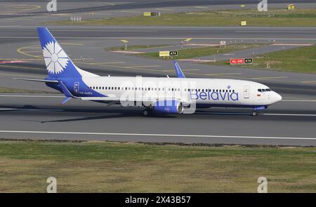 ISTANBUL, TURKIYE - NOVEMBER 05, 2022: Belavia Boeing 737-8K5 (35139) landing to Istanbul International Airport Stock Photo