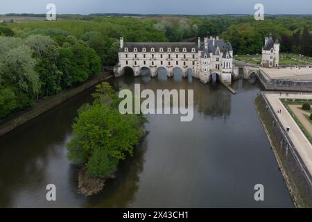(240430) -- ORLEANS, April 30, 2024 (Xinhua) -- An aerial drone photo taken on April 27, 2024 shows the view of Chenonceau Castle in Loire Valley, France. The chateaux of the Loire Valley are part of the architectural heritage of the historic towns of Amboise, Angers, Blois, Chinon, Montsoreau, Orleans, Saumur, and Tours along the river Loire in France. They illustrate Renaissance ideals of design in France. (Xinhua/Meng Dingbo) Stock Photo