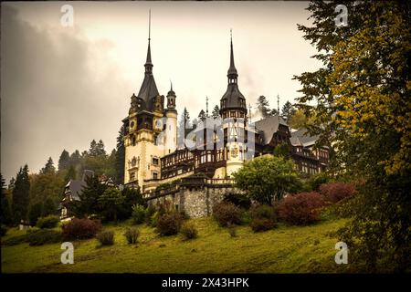 Romania, Carpathian Mountains, Prahova County, Sinaia. Peles Castle, Castelul Peles. Neo-Renaissance castle between Transylvania and Wallachia. Stock Photo