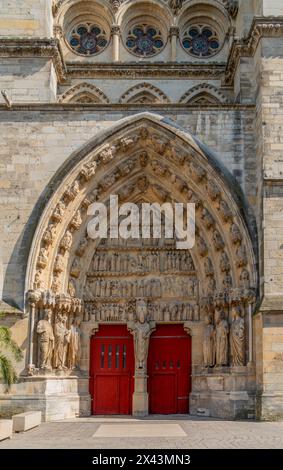 Portal of the north transept at the Reims Cathedral in Reims, the most populous city in the French department of Marne Stock Photo
