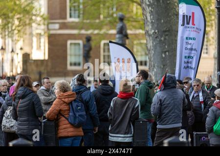 Whitehall, London, UK. Monday 29th April, 2024. To mark International Workers' Memorial Day The National Union of Journalist London Freelance Branch held a rally and vigil opposite Downing Street. Speeches were held remembering and commemorating journalist and media workers killed by the Israeli military in its ongoing war on the people of Gaza. Abdullah Bailey/Alamy Live News Stock Photo