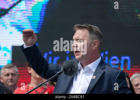 Vienna, Austria. 01st May, 2024. AUSTRIA; VIENNA; 20240501; Chairman of the Social Democratic Party of Austria (SPOe) Andreas Babler on the stage during his speech during the Labor Day celebration in front of the town hall in Vienna on May 1, 2024. /// ÖSTERREICH; WIEN; 20240501; Vorsitzender der Sozialdemokratische Partei Österreich (SPÖ) Andreas Babler an der Bühne während seiner Rede während der Tag der Arbeit Feier vor dem Rathaus in Wien am 01. Mai 2024. - 20240501 PD4501 Credit: APA-PictureDesk/Alamy Live News Stock Photo