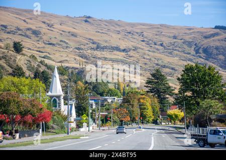 Town centre in autumn, Scotland Street, Roxborough, Otago, South Island, New Zealand Stock Photo