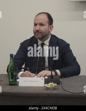 News - presentation of the party leaga candidates in naples for the european elections 2024 Gianpiero Zinzi Deputy of the Italian Republic during the presentation of the party leaga candidates in naples for the european elections 2024 Napoli Napoli Italy Copyright: xAntonioxBalascox/xLiveMediax LPN 1334901 Stock Photo