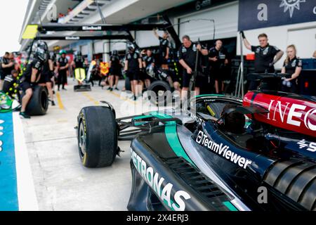 Miami, Etats Unis. 02nd May, 2024. Mercedes AMG F1 Team pit stop practice during the Formula 1 Crypto.com Miami Grand Prix 2024, 6th round of the 2024 Formula One World Championship from May 3 to 5, 2024 on the Miami International Autodrome, in Miami, United States of America - Photo DPPI Credit: DPPI Media/Alamy Live News Stock Photo