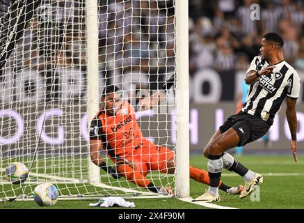 Rio De Janeiro, Brazil. 02nd May, 2024. Junior Santos of Botafogo during the Copa do Brasil football match between Botafogo v Vitoria at the Estádio Nilton Santos in Rio de Janeiro, Brazil. (Andre Ricardo/Sports Press Photo/SPP) Credit: SPP Sport Press Photo. /Alamy Live News Stock Photo