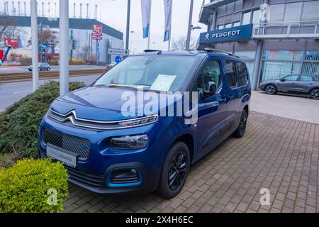 Citroen E-Berlingo stylish and spacious electric van in parking lot, French manufacturer PSA Peugeot Citroen, automotive industry, Sustainable Transpo Stock Photo