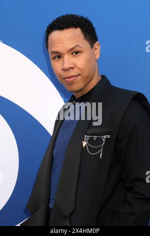 LOS ANGELES - MAY 2: Eric Graise at the CBS Fall Preview Party at the ...