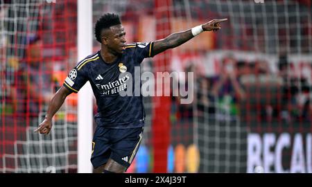 Goal celebration, cheering, Vinicius Junior Real Madrid (07) gesture