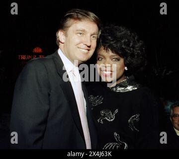 ATLANTIC CITY, NJ - JANUARY 22:  Businessman Donald Trump and Oprah Winfrey at Tyson vs Holmes Convention Hall in Atlantic City, New Jersey January 22, 1988. Stock Photo