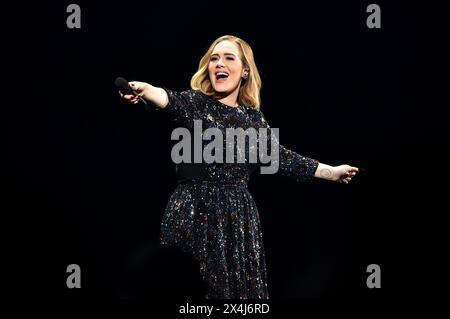 BIRMINGHAM, ENGLAND - MARCH 29:  Adele performs at Genting Arena on March 29, 2016 in Birmingham, England. Stock Photo